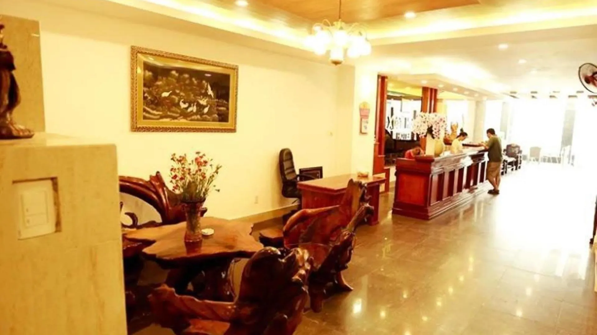 Xuan Hung Hotel Da Nang 2*,