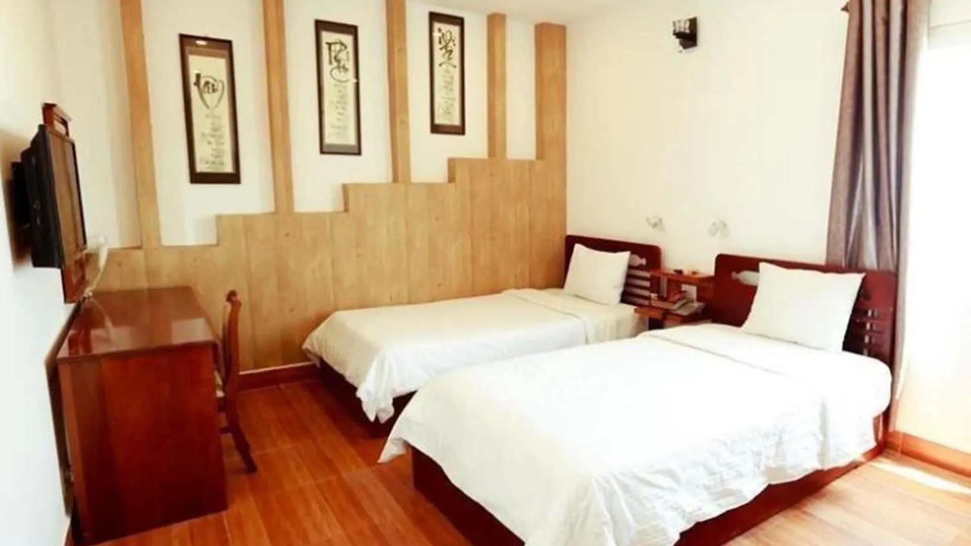 Xuan Hung Hotel Da Nang 2*,  Vietnam