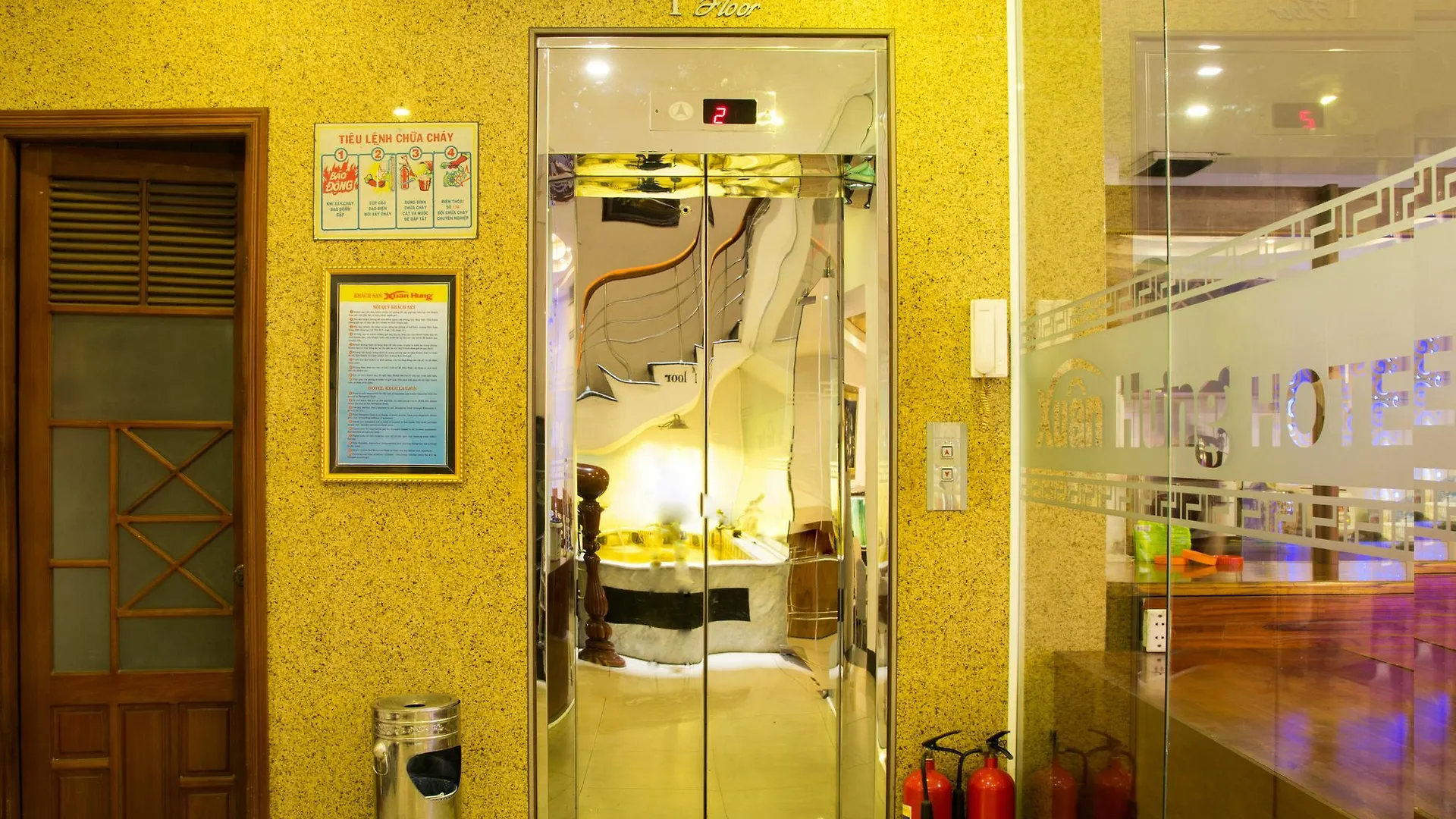 Xuan Hung Hotel Da Nang Vietnam